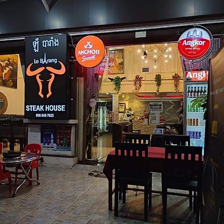 Le Barang Steakhouse & Guesthouse Sihanoukville Eksteriør billede