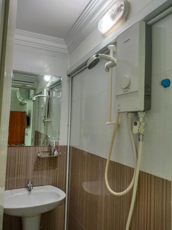 Le Barang Steakhouse & Guesthouse Sihanoukville Eksteriør billede